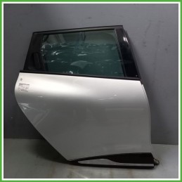 Porta Portiera Sportello Posteriore Destra DX GRIGIO CHIARO RENAULT CLIO 4a Serie Station Wagon 2012 2016 Originale Usato