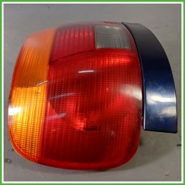 Fanale Fanalino Posteriore Sinistro SX AUDI A4 8D 8D0945095G Usato