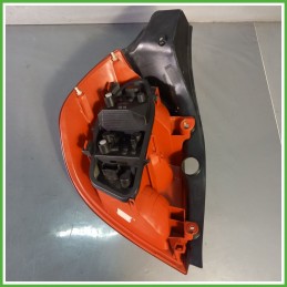 Fanale Fanalino Posteriore Destro DX RENAULT CLIO 3a Serie 8200459960 Usato