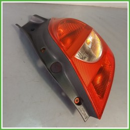 Fanale Fanalino Posteriore Destro DX RENAULT CLIO 3a Serie 8200459960 Usato