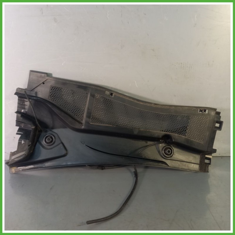 Griglia Mondanatura Gocciolatoio Sinistro SX (Lato Guida) PEUGEOT 408 9830565680 2022