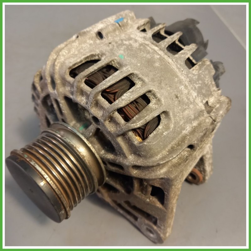 Alternatore VALEO TG12C124 RENAULT CLIO 4a Serie 231002949R