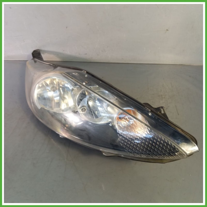 Faro Fanale Proiettore Anteriore Destro DX HELLA 1EJ24704502 FORD FIESTA CB1 1734613 Usato