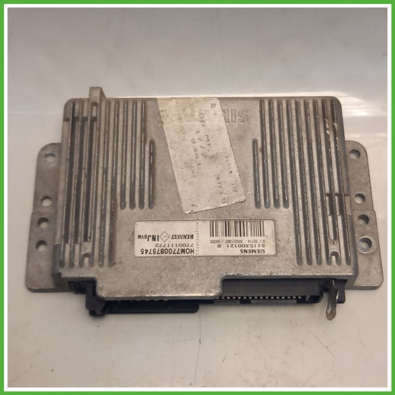 Centralina Motore Iniezione ECU SIEMENS S115300121 RENAULT MEGANE 1a Serie 1.6 66kw 7700111772 1996 1999