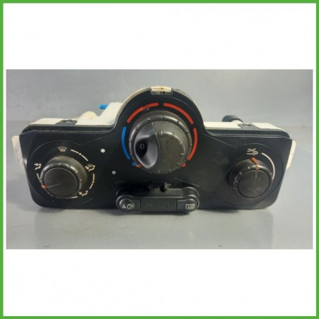 Comandi Clima AC Riscaldamento Condizionatore RENAULT CLIO 3a Serie 1.2 16V 7701070473 2005 2009