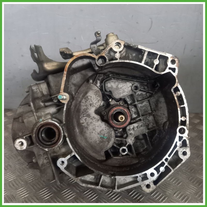 Cambio Manuale ALFA ROMEO 147 W8 1.9 JTD 937A3000 Originale Usato