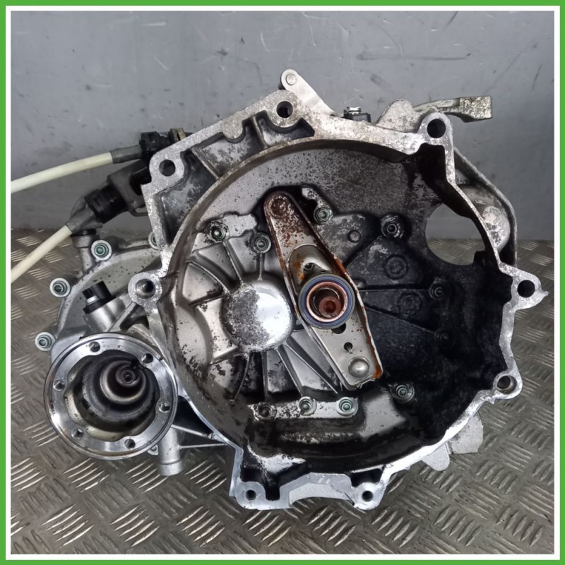 Cambio Manuale VOLKSWAGEN POLO 9N 1.4 16V BKY Originale Usato