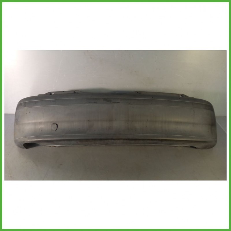 Paraurti Posteriore FIAT PUNTO 1a Serie Berlina GRIGIO CHIARO 183001580 1993 1999 Originale Usato
