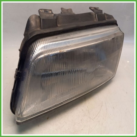 Faro Fanale Proiettore Anteriore Sinistro SX VALEO 67723131 AUDI A4 8D 8D0941029AK Usato