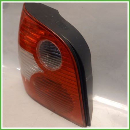 Fanale Fanalino Posteriore Sinistro SX YORKA 62408 VOLKSWAGEN POLO 9N 6Q6945095Q Usato