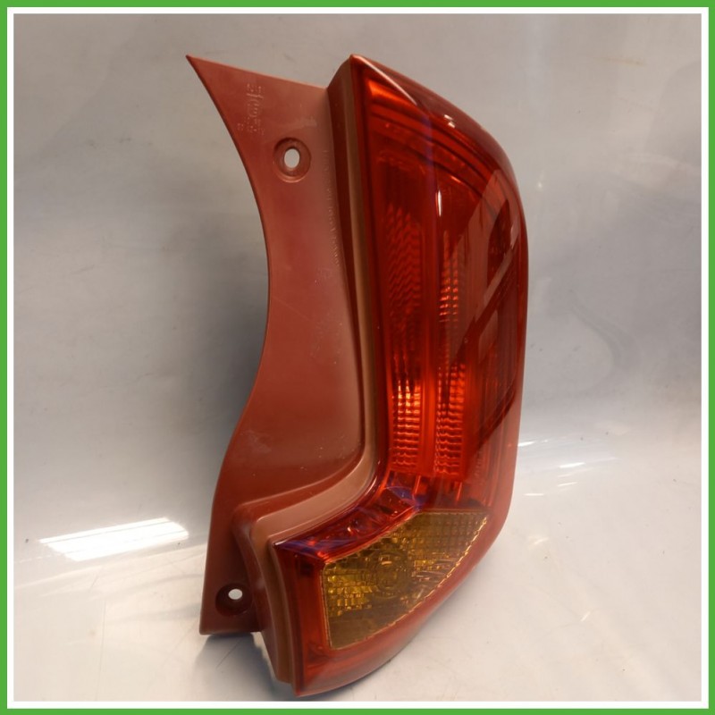 Fanale Fanalino Posteriore Sinistro SX KIA PICANTO 3a Serie 924011Y010 Usato