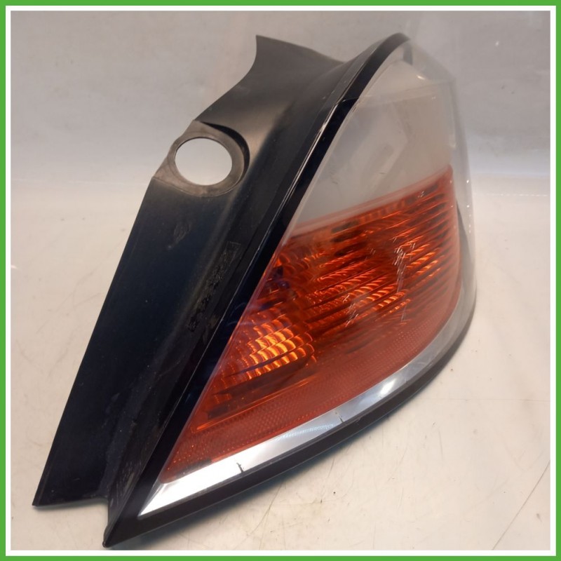 Fanale Fanalino Posteriore Destro DX HELLA OPEL ASTRA A04 93190305 Usato
