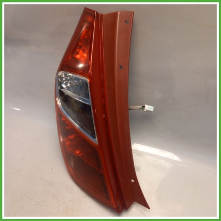 Fanale Fanalino Posteriore Sinistro SX HYUNDAI i10 924010X110 Usato
