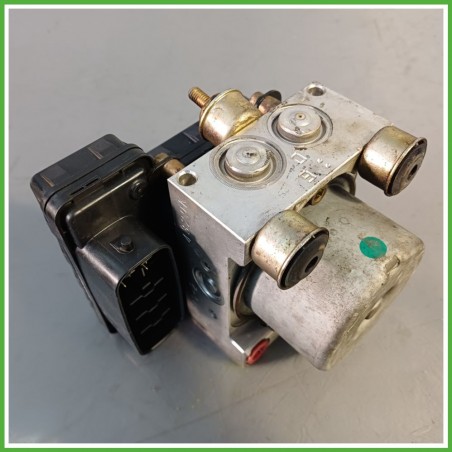Centralina ABS Modulo Pompa SUMITOMO BTB4 440500D013 TOYOTA YARIS FRP Originale Usato