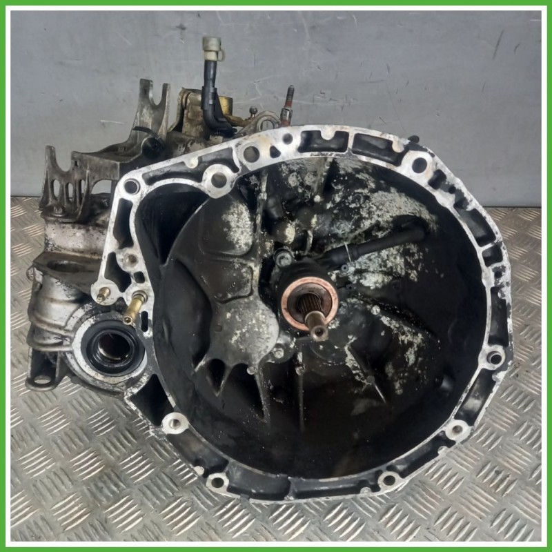 Cambio Manuale RENAULT MEGANE 2a Serie 1.9 dCi F9QB8 Originale Usato