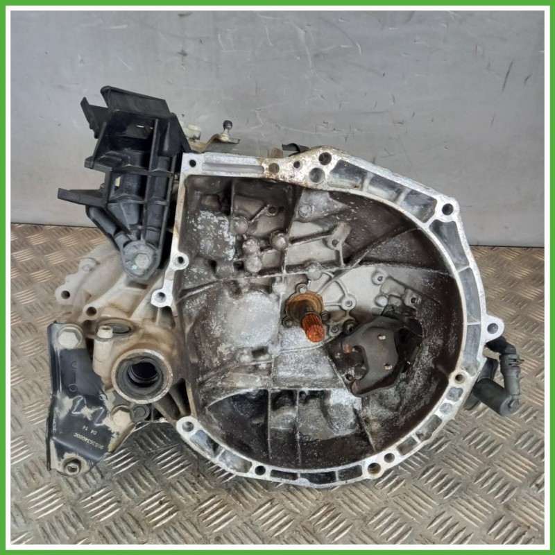 Cambio Manuale PEUGEOT 208 1.4 8F02 Originale Usato