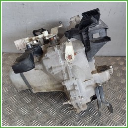 Cambio Manuale PEUGEOT 208 1.4 8F02 Originale Usato