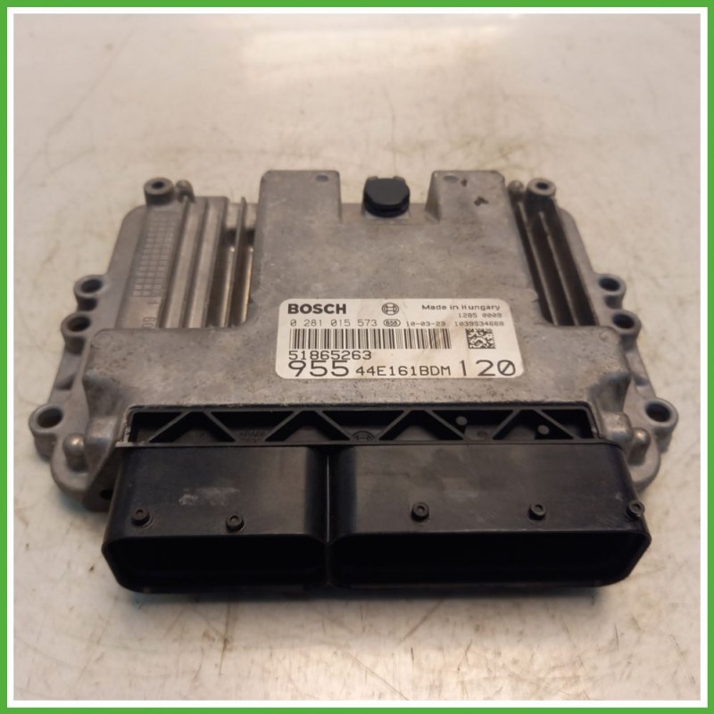 Centralina Motore Iniezione ECU BOSCH 0281015573 ALFA ROMEO MiTo X6 1.6 16V JTDm 88kw 51900706 2008 2011