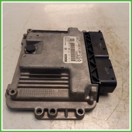Centralina Motore Iniezione ECU BOSCH 0281015573 ALFA ROMEO MiTo X6 1.6 16V JTDm 88kw 51900706 2008 2011