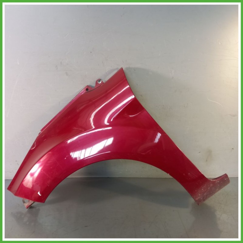 Parafango Anteriore Sinistra SX FORD FIESTA CB1 Berlina 2008 2013 ROSSO SCURO HOT MAGENTA Originale Usato