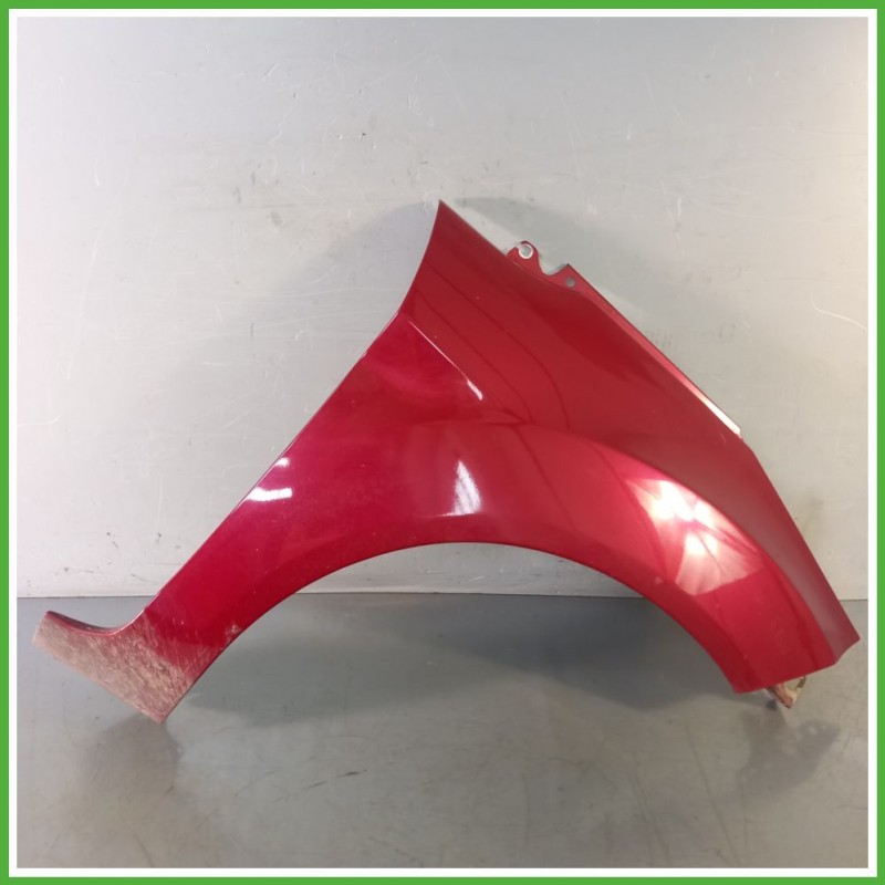 Parafango Anteriore Destra DX FORD FIESTA CB1 Berlina 2008 2013 ROSSO SCURO HOT MAGENTA Originale Usato