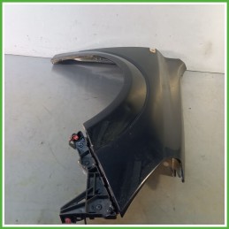 Parafango Anteriore Destra DX OPEL ASTRA A04 Station Wagon 2004 2011 NERO 2HU 157 Originale Usato