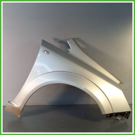Parafango Anteriore Destra DX OPEL ZAFIRA A05 Monovolume 2005 2010 GRIGIO CHIARO GAN 176 Originale Usato