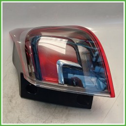 Fanale Fanalino Posteriore Destro DX HELLA OPEL CROSSLAND X P17 39137520 Usato