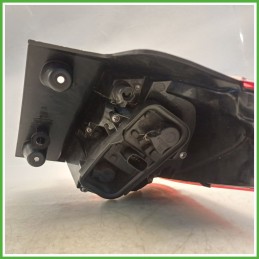 Fanale Fanalino Posteriore Sinistro SX HELLA OPEL CROSSLAND X P17 39137519 Usato