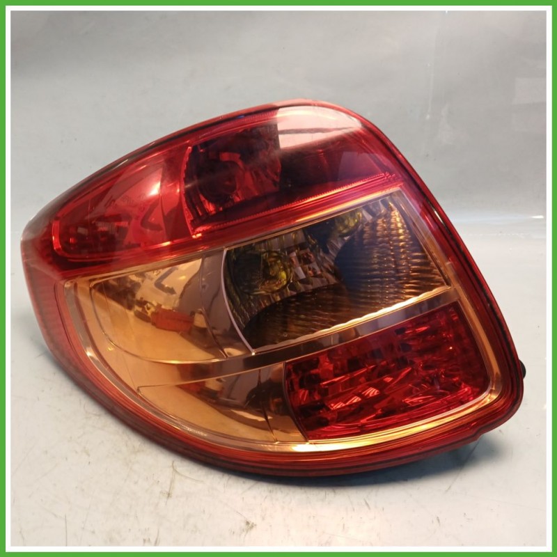Fanale Fanalino Posteriore Sinistro SX KOITO 220-16684 SUZUKI SX4 3567079J00000 Usato
