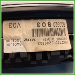 Quadro strumenti contachilometri tachimetro VDO 110080320001A VOLKSWAGEN POLO 9N 1.4 16V 6Q0920842FX001