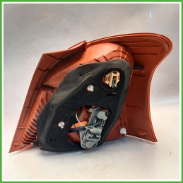 Fanale Fanalino Posteriore Sinistro SX TOYOTA YARIS 815610D110 Usato