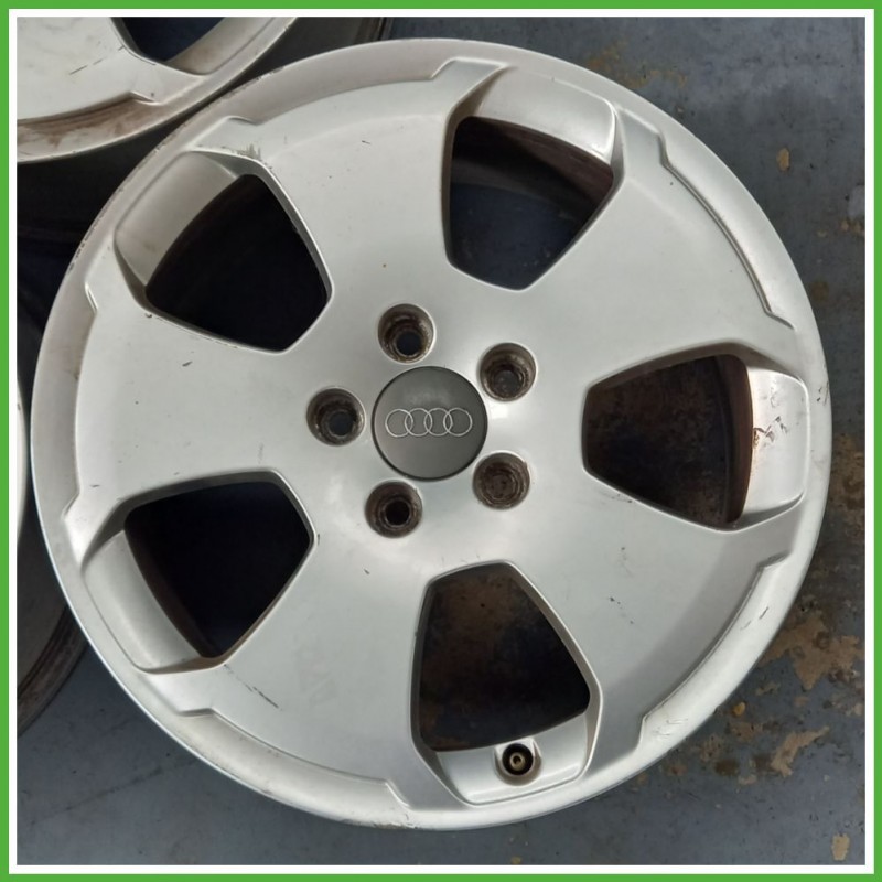Cerchio Singolo in Lega AUDI A3 (8P) (dal 04/2003 al 06/2010) 17 pollici 17" 7.5J 5x112 ET 56 originale usato al pz
