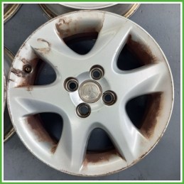 Cerchi in Lega TOYOTA COROLLA 5p (dal 01/2002 al 09/2004) 15 pollici 15" 6.0J 4x100 ET 45 4pz originali usati
