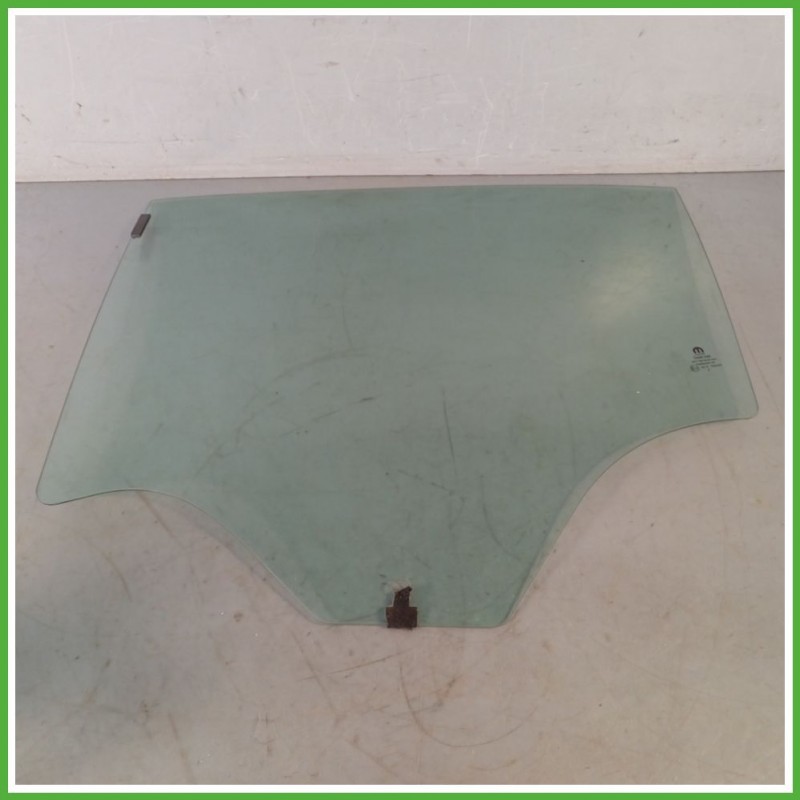 Cristallo Laterale Scendente Posteriore Sinistro SX FIAT TIPO 6J 5 Porte 52065517 2015 2019 MOPAR 004026