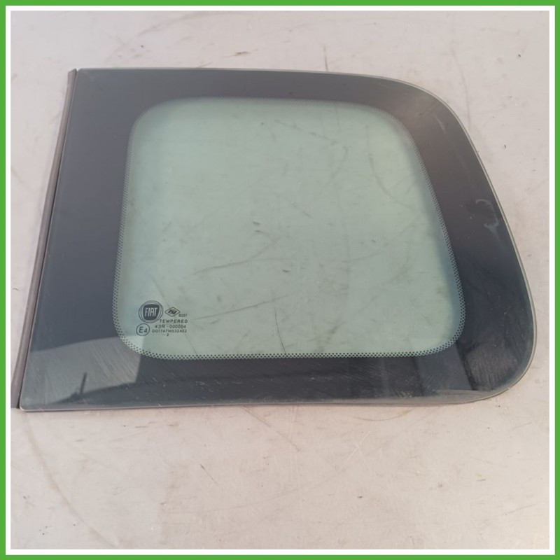 Cristallo Laterale Fisso Posteriore Sinistro SX FIAT PANDA 33 5 Porte 51843629 2011 2017
