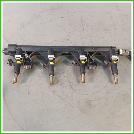 Rail con iniettori carburante PEUGEOT 208 8F02 1.4 198552 2012 2015