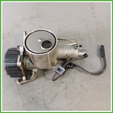 Pompa dellolio PEUGEOT 208 8F02 1.4 V764737680 2012 2015