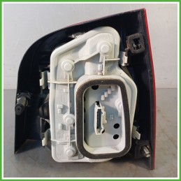 Fanale Fanalino Posteriore Sinistro SX YORKA 62408 VOLKSWAGEN POLO 9N 6Q6945095G Usato