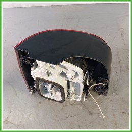 Fanale Fanalino Posteriore Destro DX YORKA 62409 VOLKSWAGEN POLO 9N 6Q6945096G Usato