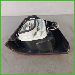Fanale Fanalino Posteriore Destro DX YORKA 62409 VOLKSWAGEN POLO 9N 6Q6945096G Usato