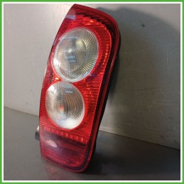 Fanale Fanalino Posteriore Destro DX VALEO NISSAN MICRA K12E 26550BC500 Usato
