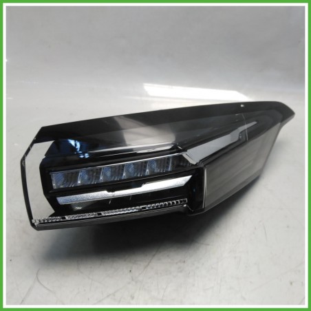 Fanale Fanalino Destro DX  Peugeot 308 3 Serie 9835299280 2021 Originale Usato
