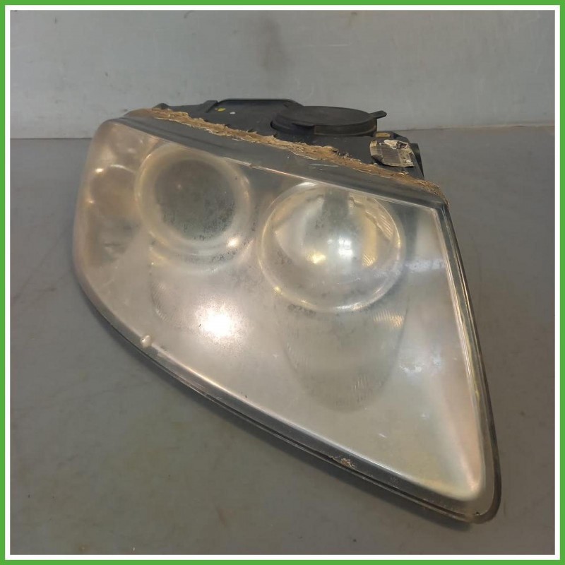 Faro Fanale Proiettore Destro DX  Volkswagen Touareg 1 Serie 7L6941018BF 2003-2006 Originale Usato