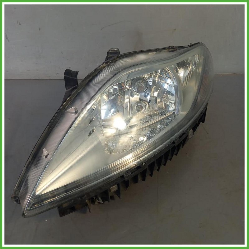 Faro Fanale Proiettore Sinistro SX  Lancia Ypsilon 3 Serie 51850555 2011-2015 Originale Usato