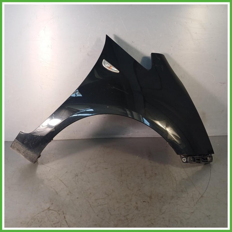 Parafango Anteriore Destro DX Kia Venga Berlina 5 Porte 2009-2015 Nero Originale Usato
