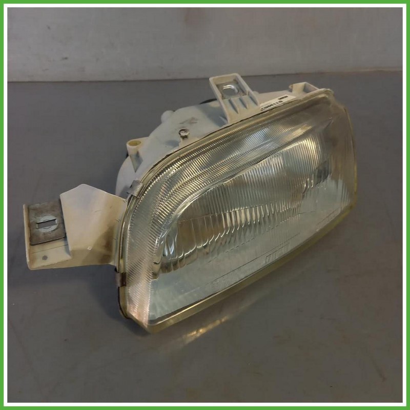 Faro Fanale Proiettore Sinistro SX  Fiat Punto 1 Serie 1996-1999 46402650 Originale Usato