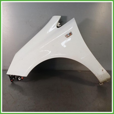 Parafango Anteriore Sinistro SX Opel Corsa D Berlina 5 Porte 2011 Bianco Originale Usato