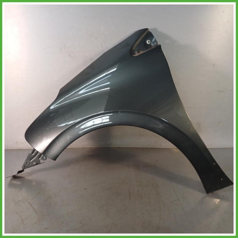 Parafango Anteriore Sinistro SX Peugeot 208 1 Serie Berlina 5 Porte 2015-2019 Grigio Originale Usato