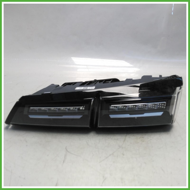 Fanale Fanalino Destro DX  Peugeot 308 3 Serie 2021 9835300580 Originale Usato